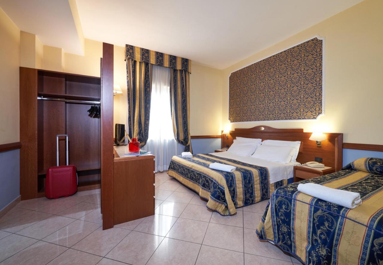 Telese Hotel Ristorante La Piana מראה חיצוני תמונה