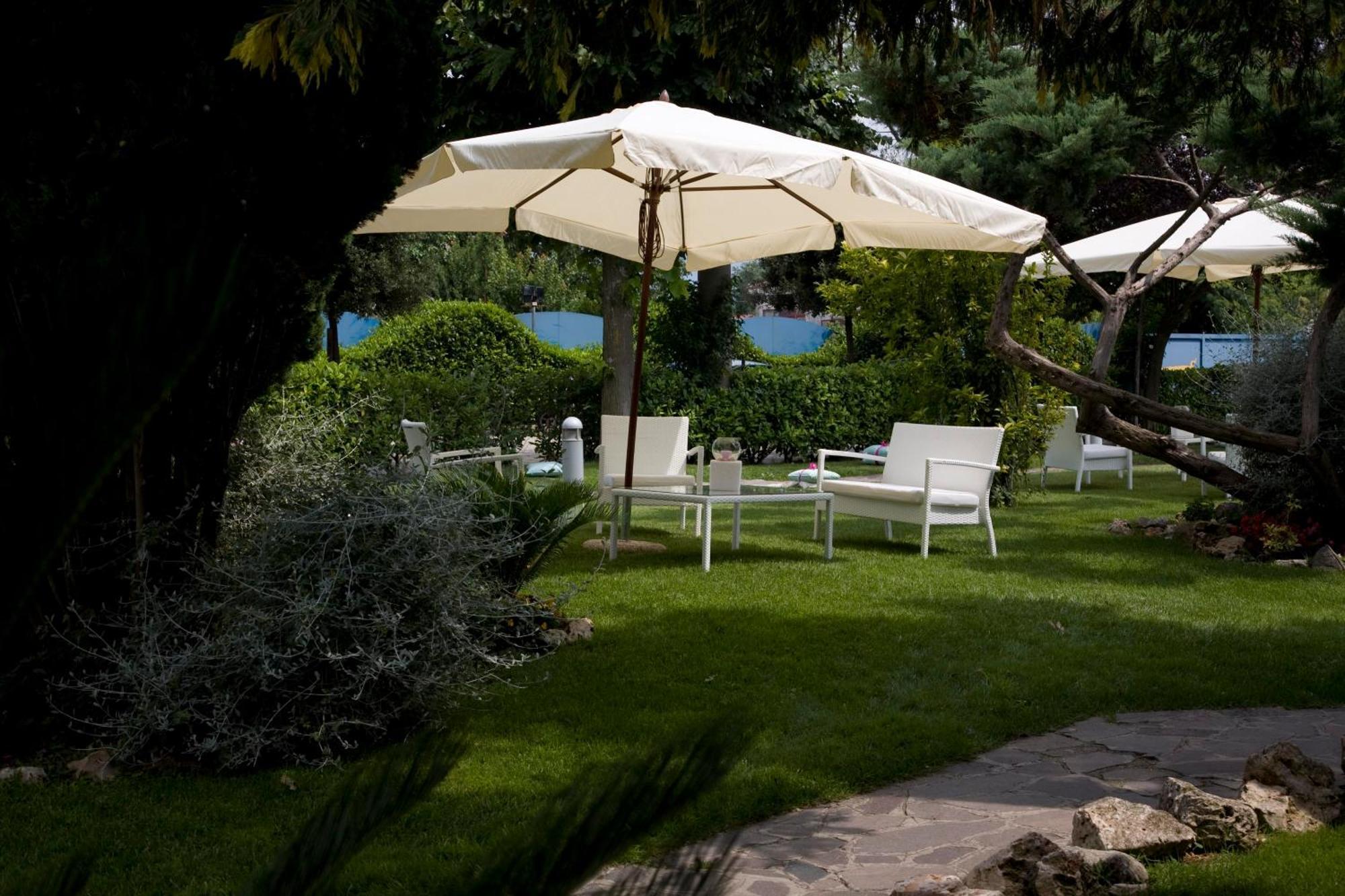 Telese Hotel Ristorante La Piana מראה חיצוני תמונה
