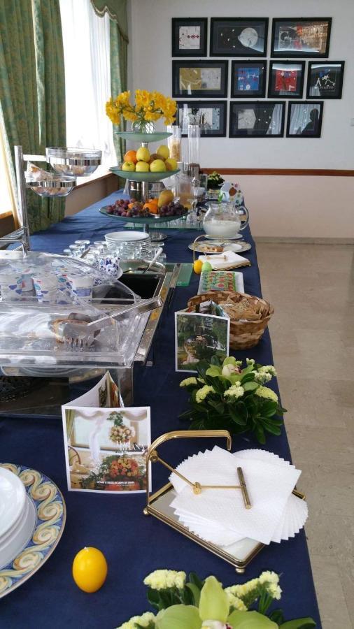 Telese Hotel Ristorante La Piana מראה חיצוני תמונה